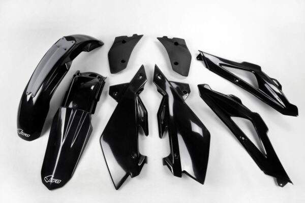 UFO BODY KIT HVA 06-08 2T BK